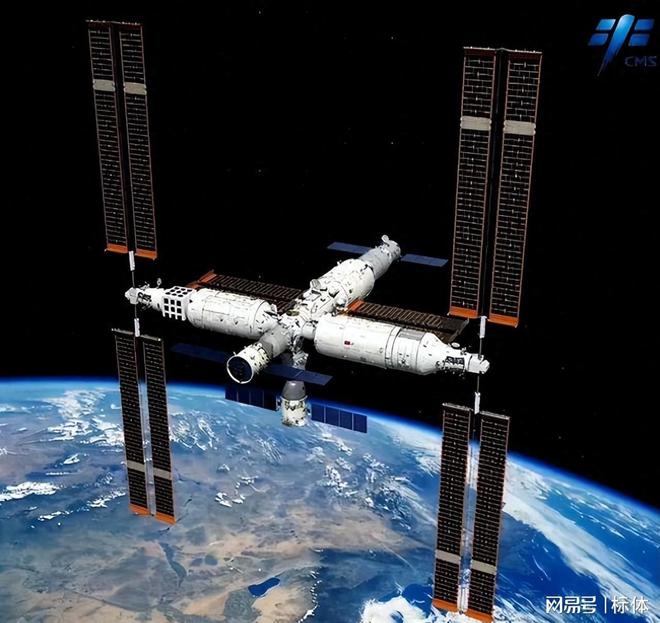 航天员! 俄罗斯和美国9个月 中国多久开元ky棋牌全球都在看中国将如何救援(图2)
