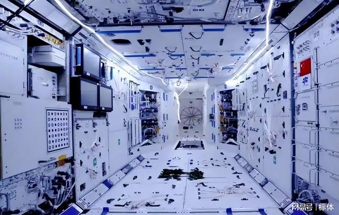 航天员! 俄罗斯和美国9个月 中国多久开元ky棋牌全球都在看中国将如何救援(图9)